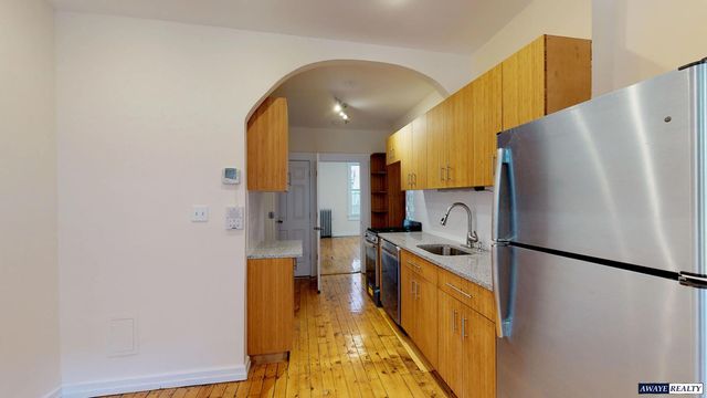 $3,500 | 155 West 9th Street, Unit 1 | Carroll Gardens