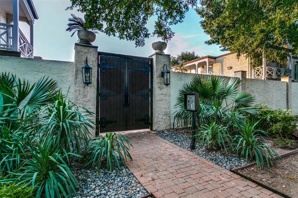 a house with garden in front of it