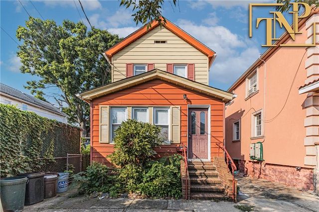 $649,000 | 966 East 94th Street | Canarsie