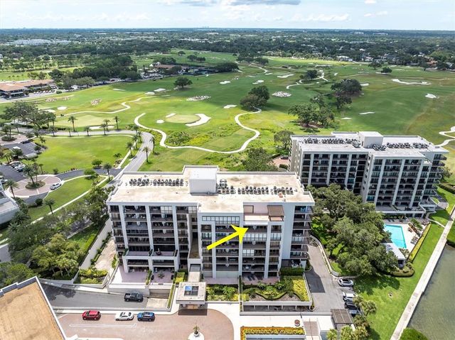 $769,900 | 6 Belleview Boulevard, Unit 706 | Belleair