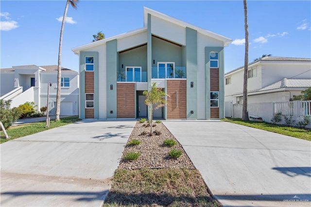 $995,000 | 5606 Circe Circle, Unit B | Fiesta Isles