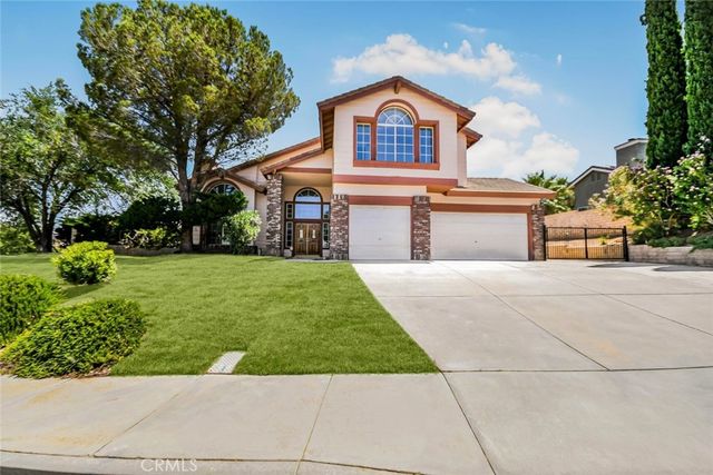 $689,990 | 42120 Capistrano Place | Lancaster