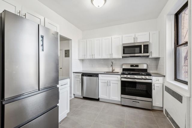 $609,000 | 40 Clarkson Avenue, Unit 3N | Prospect Lefferts Gardens