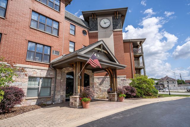 $259,900 | 100 East Main Street, Unit 316 | Waukesha Downtown