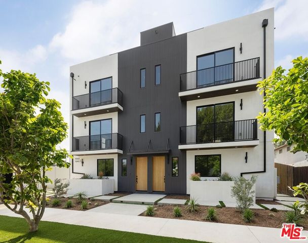 $3,729,000 | 5545 Calhoun Avenue | Sherman Oaks