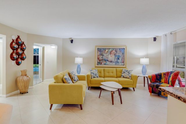 $179,500 | 3590 Via Poinciana, Unit 112 | Poinciana Place