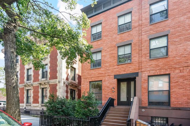 $7,750,000 | 357 Henry Street | Cobble Hill