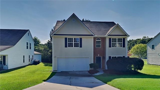 $349,900 | 8364 Milam Loop | South Fulton