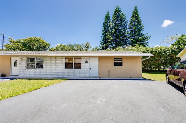 $2,100 | 2833 Duke Lane | Delray Beach