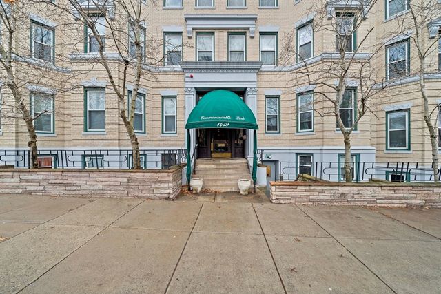 $3,700 | 1419 Commonwealth Avenue, Unit 204 | Allston