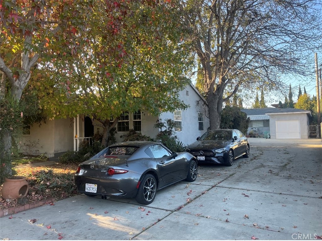 a car parked in front of a house