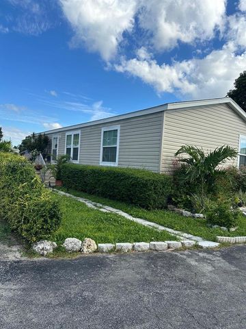 $280,000 | 220 Northeast 12th Avenue | Homestead