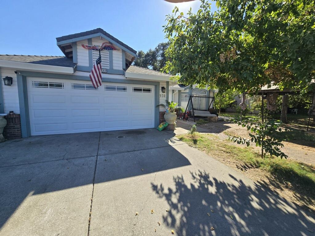 a view of a house with a patio