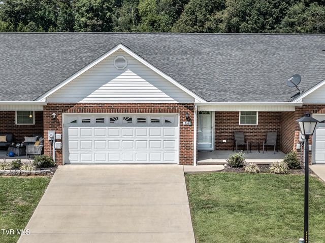 $319,900 | 216 Planters Row, Unit 216 | Greeneville