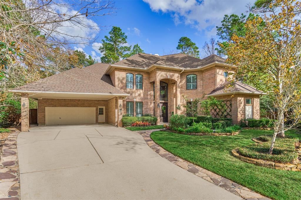 Exceptional Treestone Custom Home in the heart of Cochran's Crossing situated on a nearly half acre, private cul-de-sac lot!