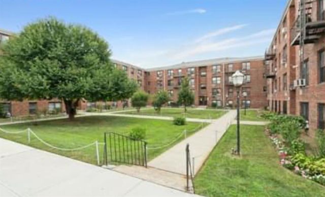 $217,000 | 989 East 108th Street, Unit BB | Canarsie