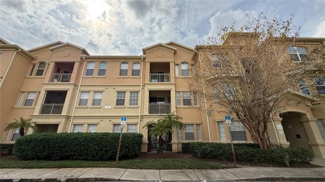 $1,595 | 814 Terrace Ridge Circle, Unit 814 | Town Center