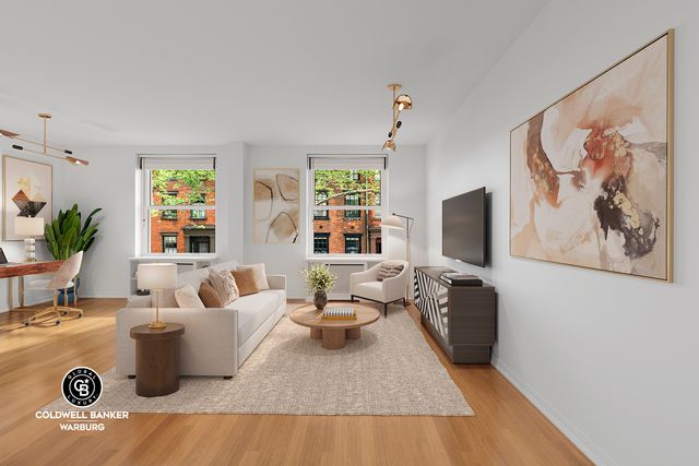 $1,195,000 | 45 West 11th Street, Unit 2A | Greenwich Village