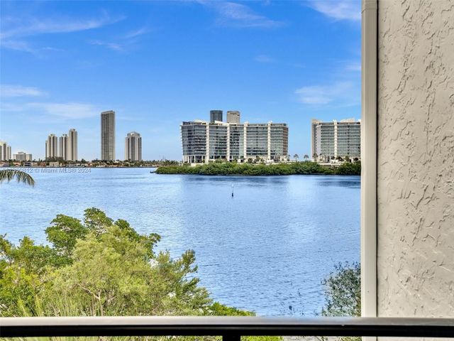 $4,500 | 3255 Northeast 184th Street, Unit 12406 | Alaqua Condominiums