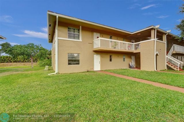 $225,000 | 10129 Twin Lakes Drive, Unit 24A | Coral Springs