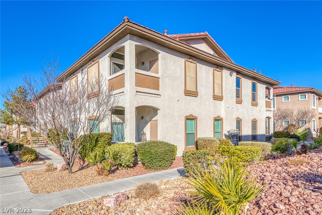 2305 West Horizon Ridge Parkway, Unit 812, Henderson, NV 89052 | Compass