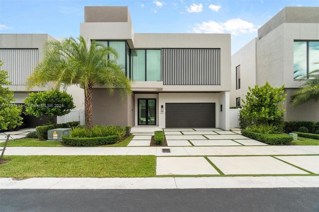 $2,650,000 | 10536 Northwest 67th Terrace | Doral