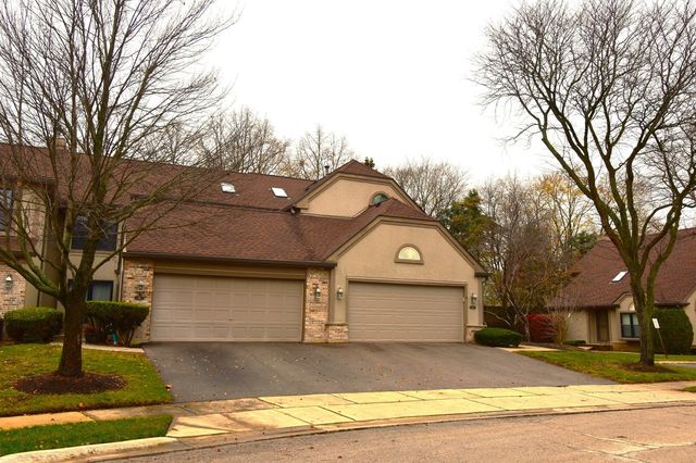 $405,000 | 30 Ascot Circle, Unit 30 | Schaumburg