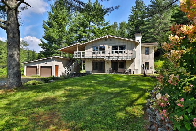 $749,000 | 121 Jenny Pond Road | Pittsfield