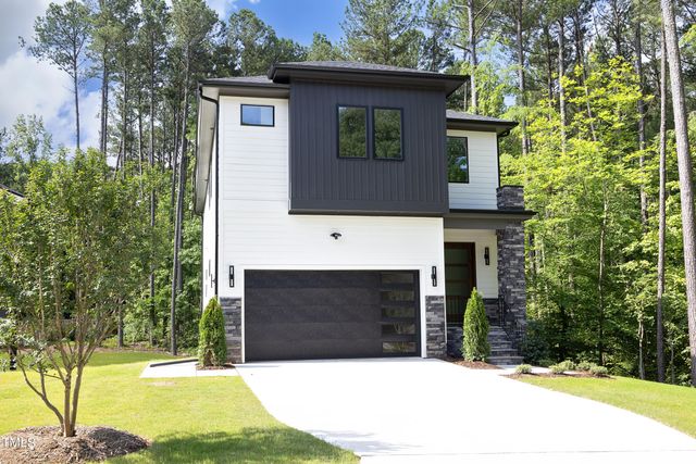 $985,000 | 914 Ardmore Drive | Durham