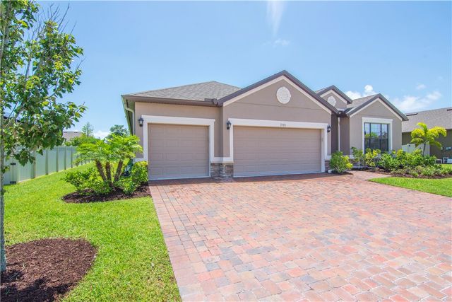 $435,000 | 5593 1st Square | Vero Beach South