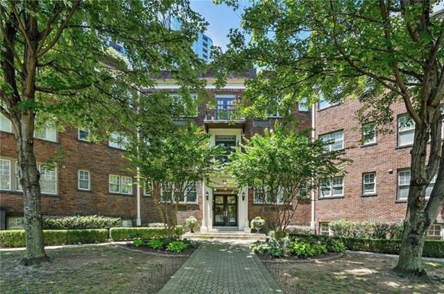 $300,000 | 908 Juniper Street Northeast, Unit 205 | Midtown Atlanta