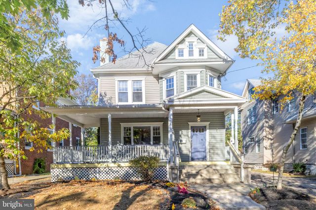 $460,000 | 15 Crestmont Terrace | Collingswood