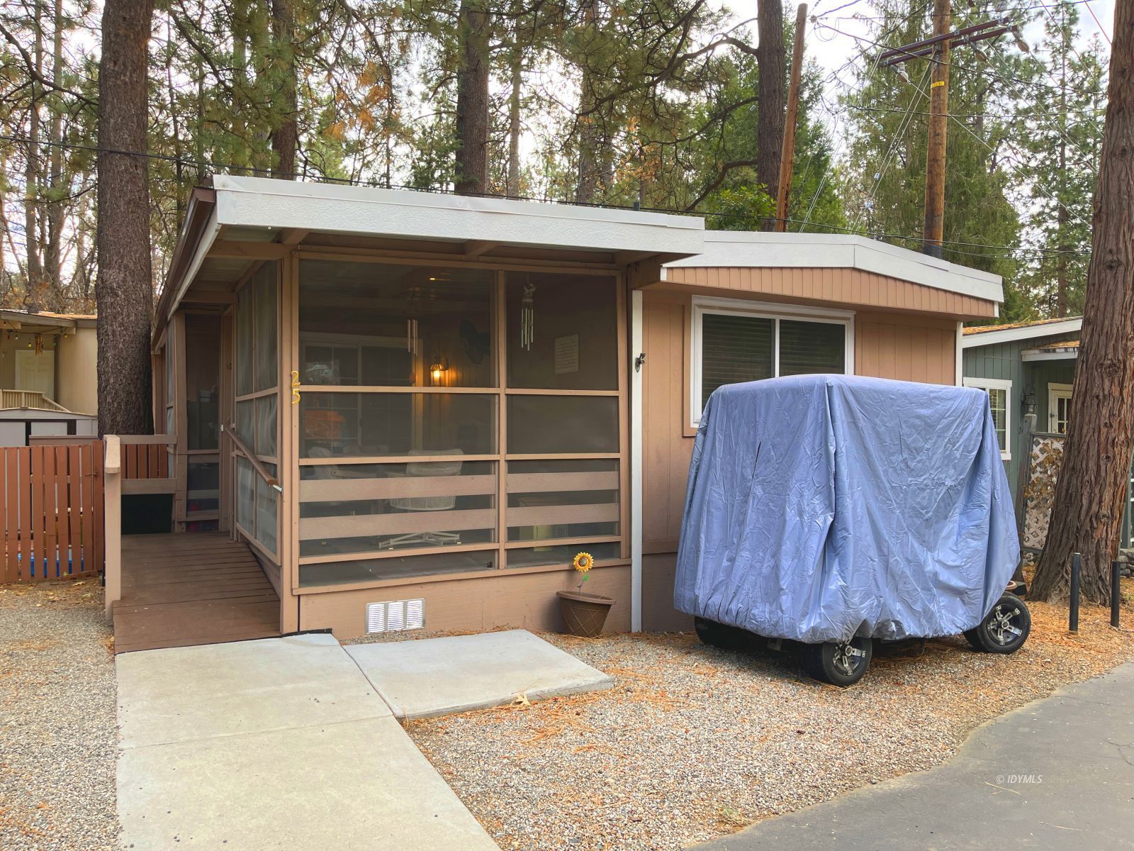 a house view with a outdoor space