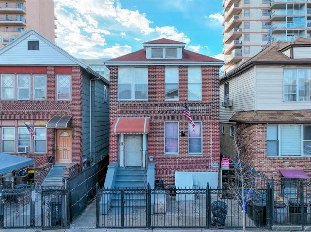 $999,000 | 3032 Brighton 7th Street | Brighton Beach