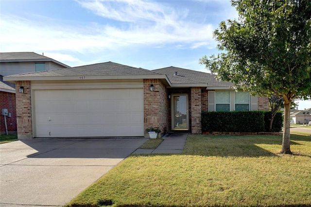 $1,800 | 957 Stone Chapel Way | Far Northwest Fort Worth