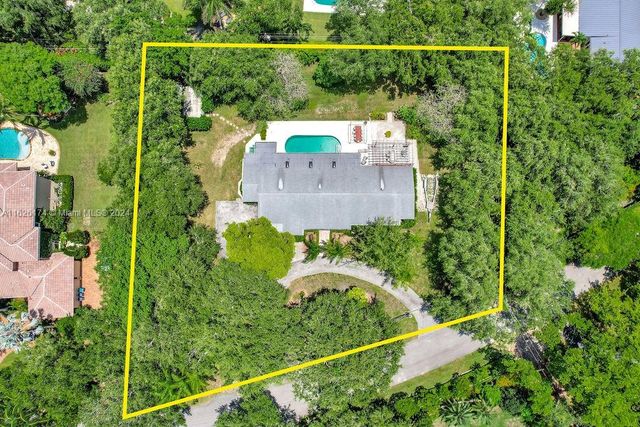 $2,895,000 | 6551 Southwest 126th Street | Pinecrest