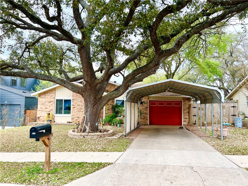 a house view with a outdoor space