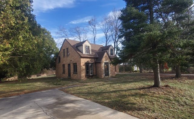 $2,250 | W210N10780 Appleton Avenue | Germantown