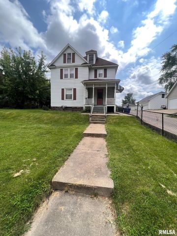 $130,000 | 1418 12th Avenue | Uptown Moline