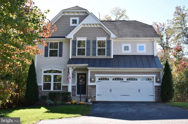 $824,900 | 4637 Bee Court | New Baltimore