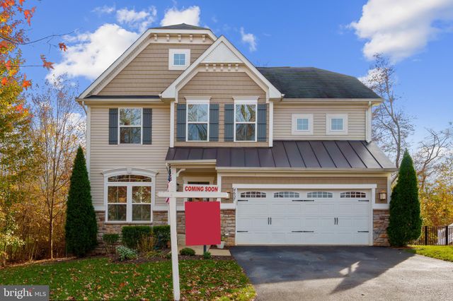 $799,900 | 4637 Bee Court | New Baltimore