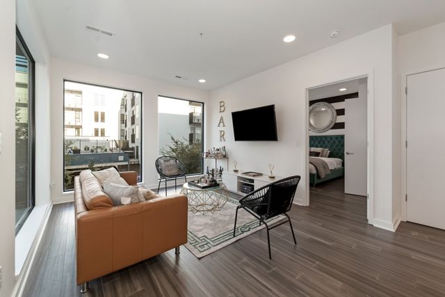 $379,900 | 806 Olympic Street, Unit 210 | 8th Ave South