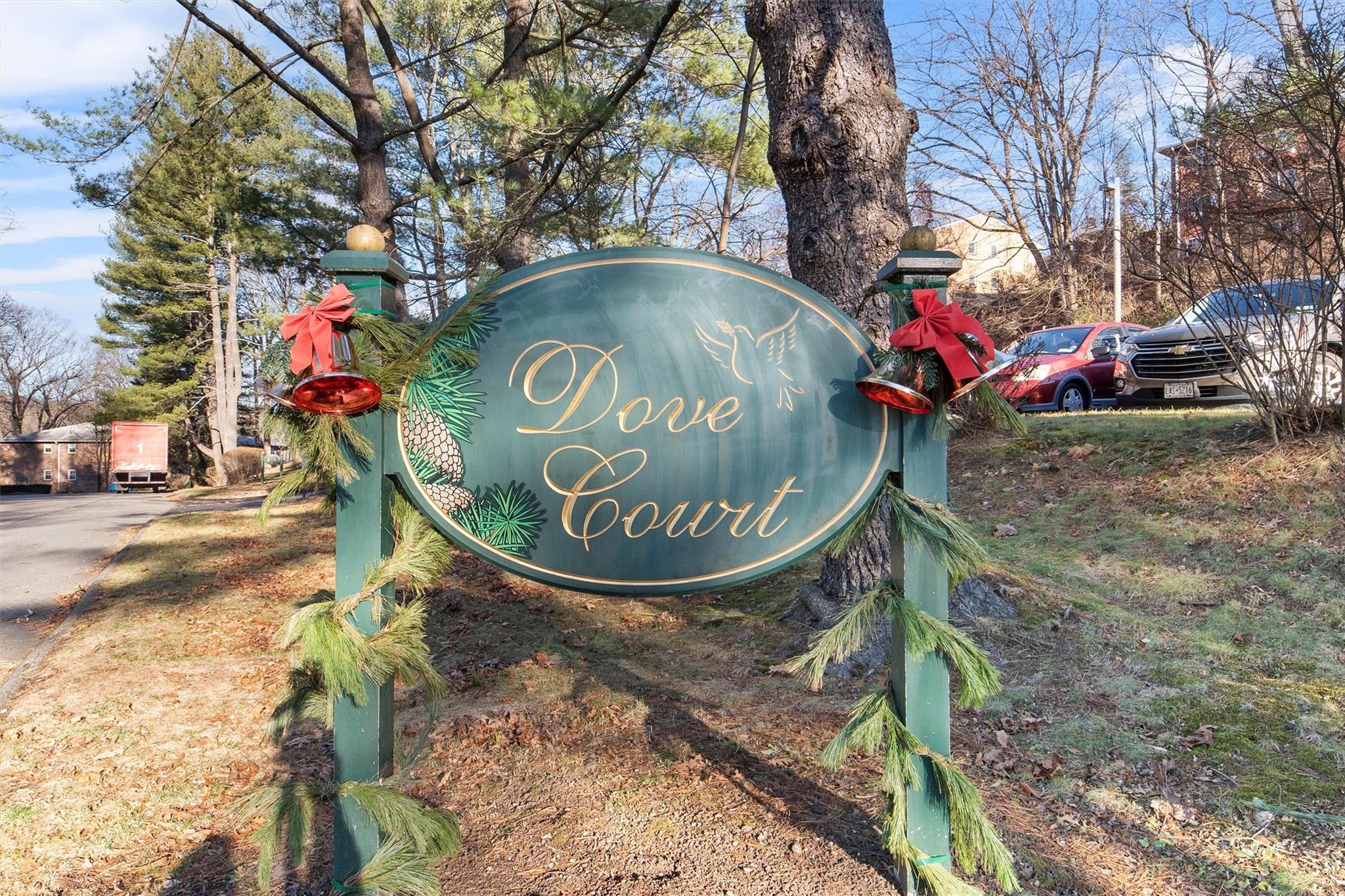 Welcome to Dove Court in Croton on Hudson.