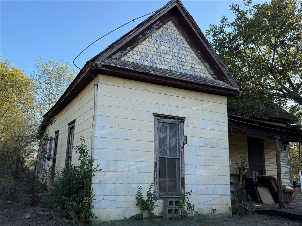 a front view of a house with garage