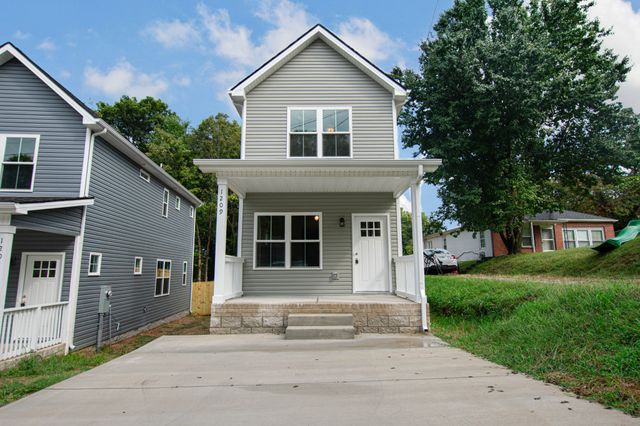 $1,300 | 1209 Vine Street | Brandon Hills