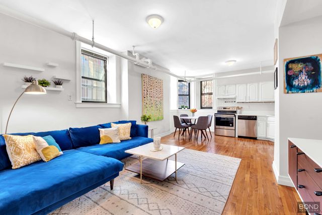 $595,000 | 320 8th Avenue, Unit 1B | Park Slope