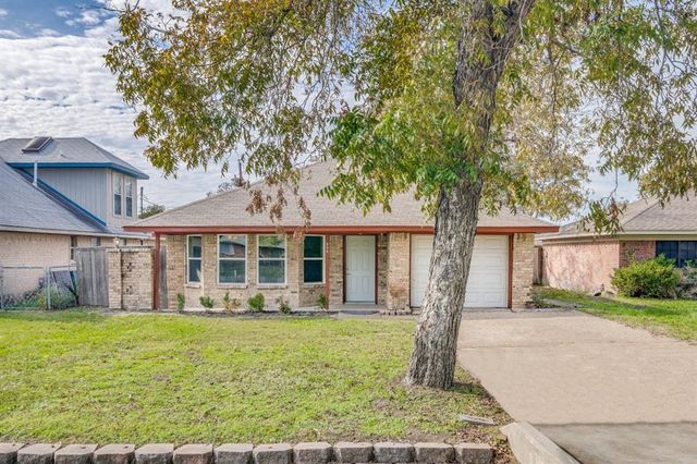 $239,000 | 606 Kaufman Street | Forney