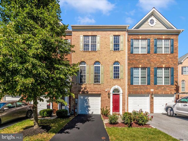 $589,900 | 4838 Lee Hollow Place | Ellicott City