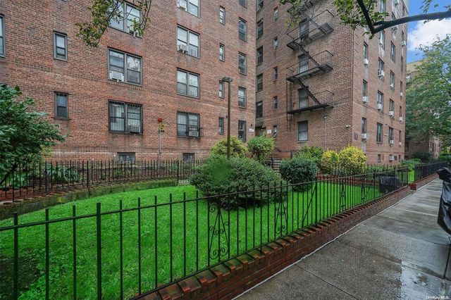 $300,000 | 37-50 87th Street, Unit 4A | Jackson Heights