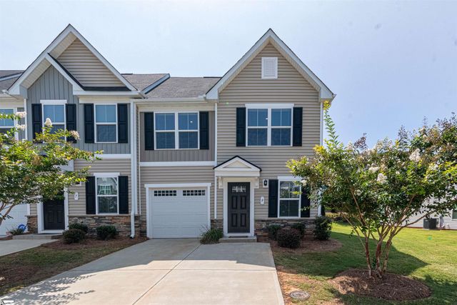 $249,900 | 9 Englefield Drive | Fountain Inn